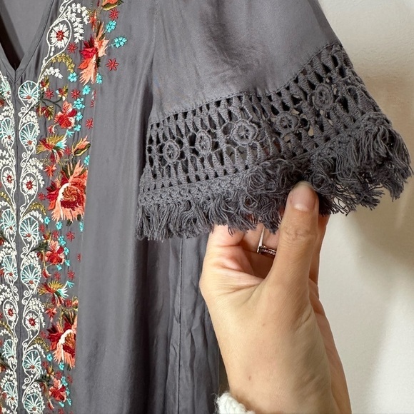 Sundance Embroidered Boho V Neck Top XS - Picture 3 of 7
